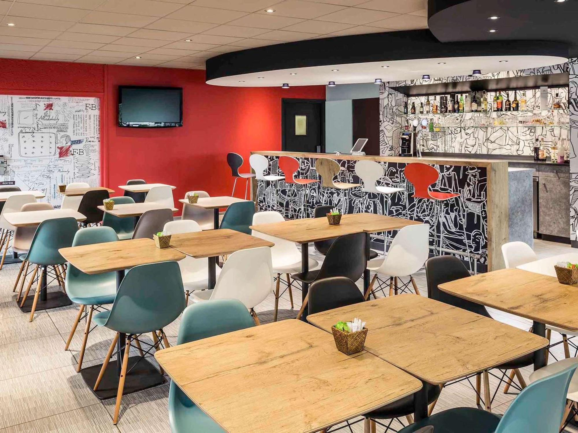 Ibis Rennes Cesson Hotel Exterior foto