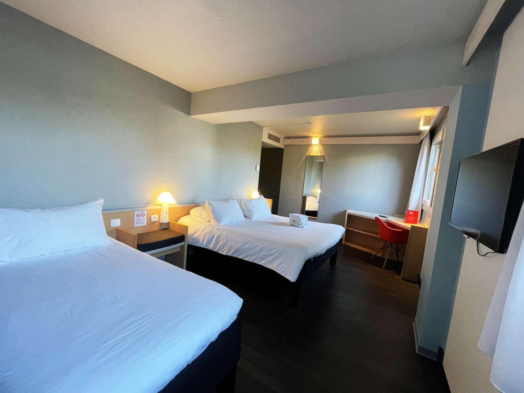 Ibis Rennes Cesson Hotel Exterior foto