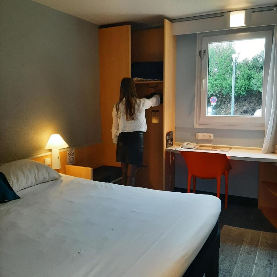 Ibis Rennes Cesson Hotel Exterior foto